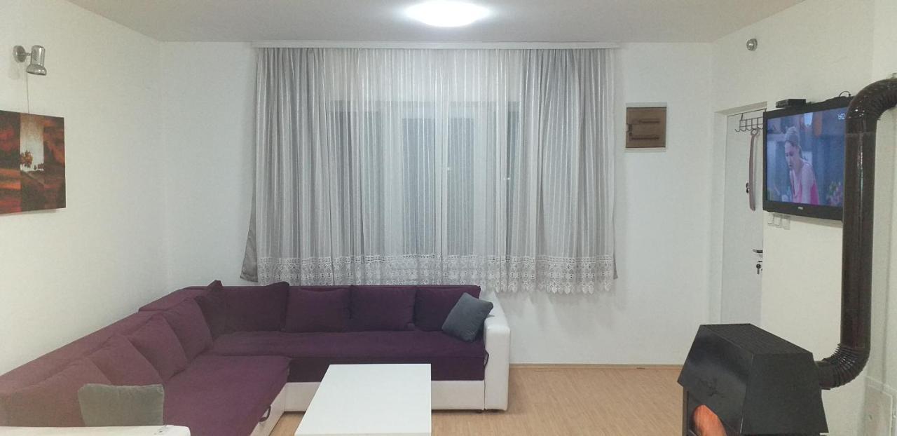 Apartmani Grza Парасин Экстерьер фото